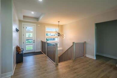 Entryway/Stairs