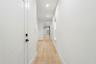 4230 Aztec Dr, Dallas, TX 75216 - photo 4