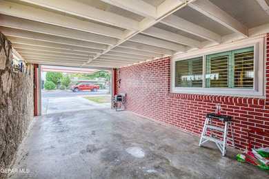 9033 Mount Delano Dr, El Paso, TX 79904 - photo 5