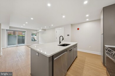 2134 Wisconsin Ave NW unit 4, Washington, DC 20007 - photo 3