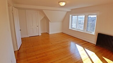 338 Tappan St unit 3, Brookline, MA 02445 - photo 4