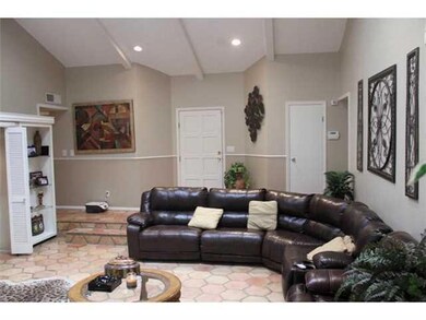 11267 Leo Collins Dr, El Paso, TX 79936 - photo 4