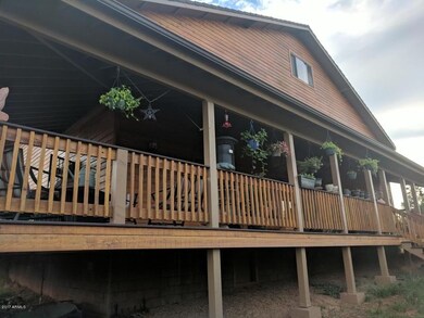 Patio - left view (1)