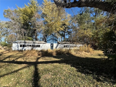 2057 280th St, Williamsburg, IA 52361 - photo 4