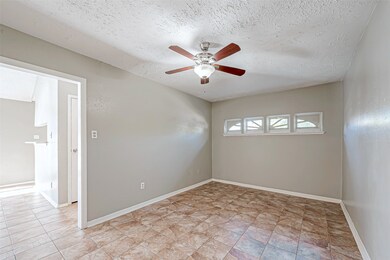 5105 Beaverhollow Dr, Houston, TX 77084 - photo 6