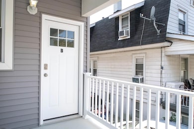 4 N Oakland Ave, Ventnor City, NJ 08406 - photo 3