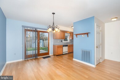 99 Lee Ann Ct, Enola, PA 17025 - photo 6