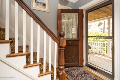 07_Entrance