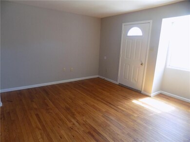 249 E Mosser St, Allentown, PA 18109 - photo 2