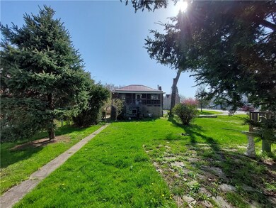 214 5th Ave, New Kensington, PA 15068 - photo 2