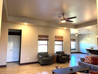 8784 NE Wolf Rd, Elgin, OK 73538 - photo 5