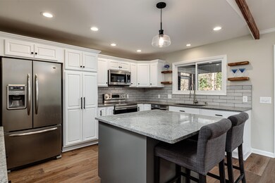 90forestlane-16