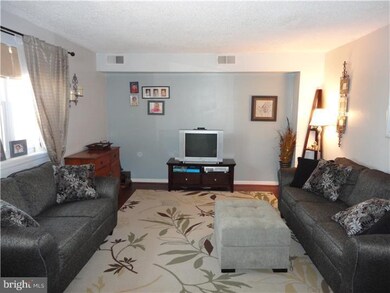 206 Bishop Dr, Aston, PA 19014 - photo 3