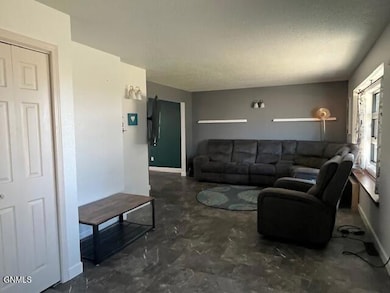 2027 5th Ave SW, Jamestown, ND 58401 - photo 6