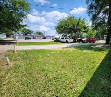 2936 E Walnut St, Des Moines, IA 50317 - photo 5