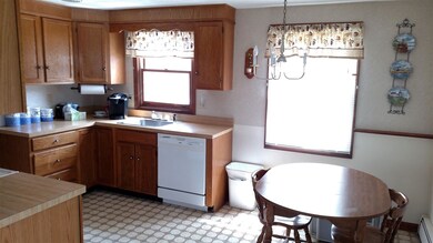 53 Porcupine Cir, Salem, NH 03079 - photo 3