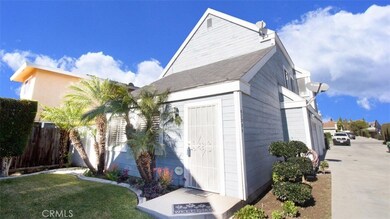 9500 1/2 Cedar St, Bellflower, CA 90706 - photo 3