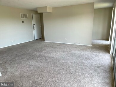 2608 Indian Dr unit 2D, Alexandria, VA 22303 - photo 3