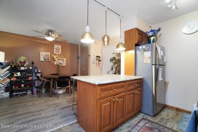 Chestnut Hill at Essex Park unit 1C, Staten Island, NY 10314 - photo 4