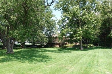 2717 W Fremont St, Galesburg, IL 61401 - photo 2