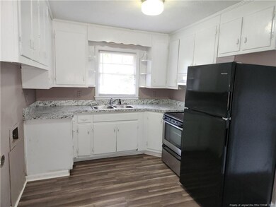 7559 Carrollburg Dr, Fayetteville, NC 28303 - photo 4