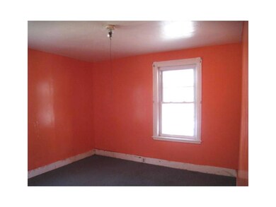 86 Lincoln Ave, Central Falls, RI 02863 - photo 7