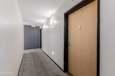 Optima Biltmore Towers unit 1125, Phoenix, AZ 85016 - photo 2