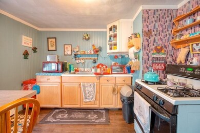 271 Burnham Rd, Lowell, MA 01852 - photo 6