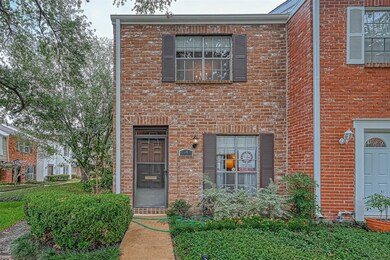 1341 Country Place Dr, Houston, TX 77079 - photo 4