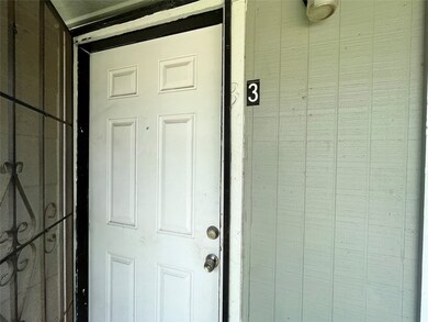 14031 Garber Ln unit 3, Houston, TX 77015 - photo 6