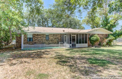 590 Gruene Rd, New Braunfels, TX 78130 - photo 3