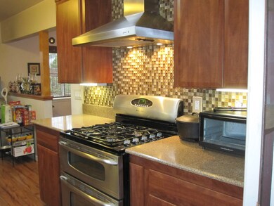 Kitchen2