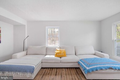 2150 Silversmith Ct, Woodbridge, VA 22191 - photo 6