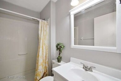 417 Bayview Ave, Naperville, IL 60565 - photo 7