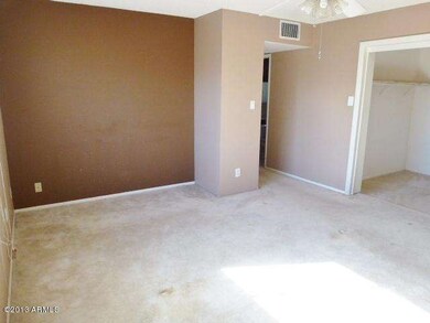 023-318420 - Master Bedroom - pic 2