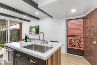 3002 N 32nd St unit 8, Phoenix, AZ 85018 - photo 5