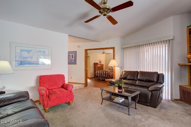 006_Living Room