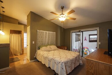 MBR with exit to AZ room
