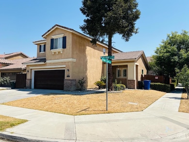 6631 Rimridge Way, Bakersfield, CA 93313 - photo 2