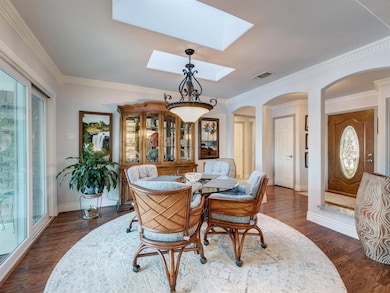 2253 Farrington Ln, Hurst, TX 76054 - photo 6