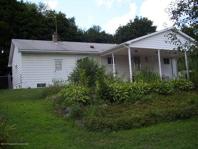 738 Lincoln Ave, Jermyn, PA 18433 - photo 3