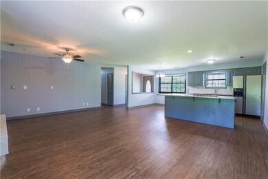 598 Brush Creek Rd, Springdale, AR 72762 - photo 4