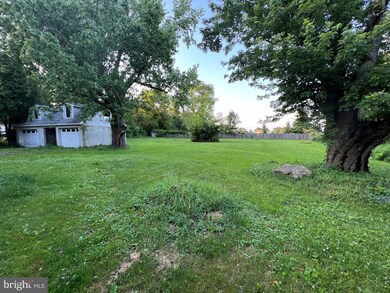 135 Columbus Jobstown Rd, Columbus, NJ 08022 - photo 4