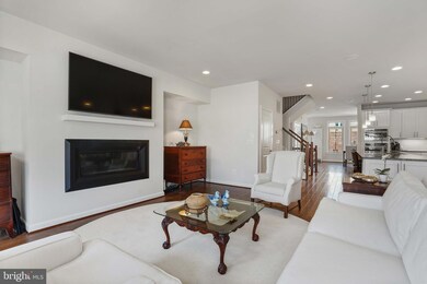 2341 Chadlington Rd, Falls Church, VA 22043 - photo 4