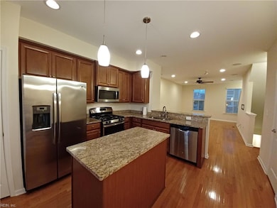 This is a great kitchen!