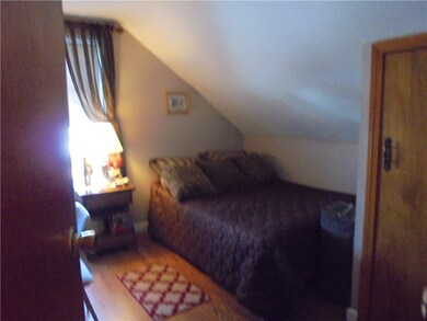 64 Uncas St, Warwick, RI 02889 - photo 6