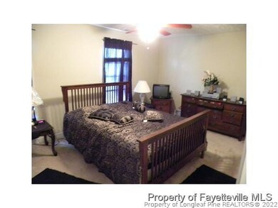 1530 Stonewood Dr, Fayetteville, NC 28306 - photo 7