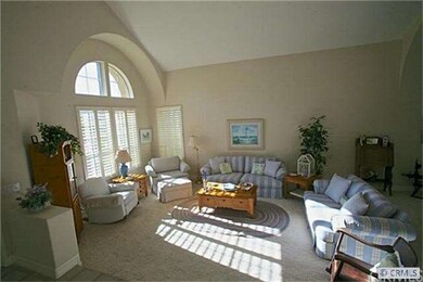 Morning sun fills the front oft the home. Pictures