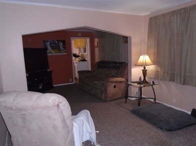 2411 S Elm St, Muncie, IN 47302 - photo 4