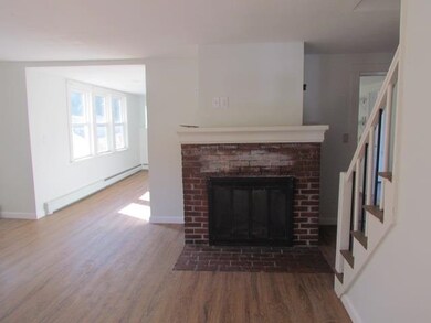 427 S Main St, Wolfeboro, NH 03894 - photo 4